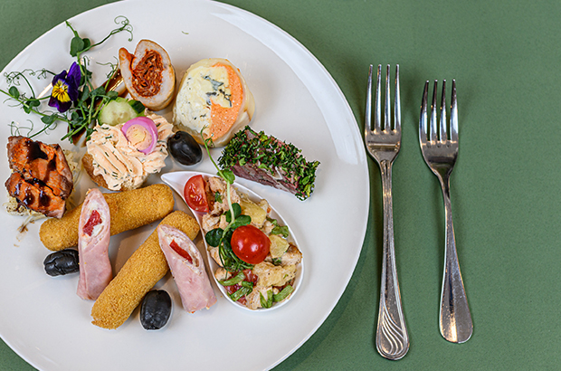 Hotel Casa Viorel Poiana Brasov | Cazare Poiana Brasov | Poiana Brasov Hotel | Cazare hotel Poiana Brasov | Oferte cazare Poiana Brasov | Hotel Poiana Brasov | Poiana Brasov cazare | Restaurant Poiana Brasov | Poiana Brasov restaurant | Evenimente coporate Poiana Brasov | Organizare evenimente Poiana Brasov | Sala de conferinte Poiana Brasov