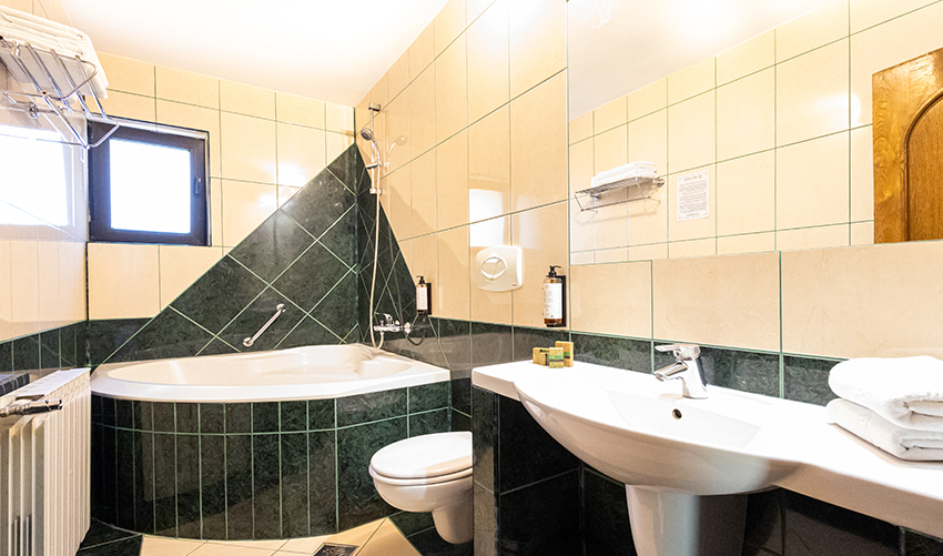 Hotel Casa Viorel Poiana Brasov | Cazare Poiana Brasov | Poiana Brasov Hotel | Cazare hotel Poiana Brasov | Oferte cazare Poiana Brasov | Hotel Poiana Brasov | Poiana Brasov cazare | Restaurant Poiana Brasov | Poiana Brasov restaurant | Evenimente coporate Poiana Brasov | Organizare evenimente Poiana Brasov | Sala de conferinte Poiana Brasov