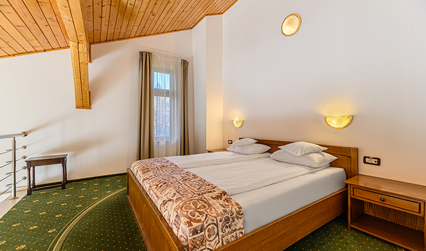 Hotel Casa Viorel Poiana Brasov | Cazare Poiana Brasov | Poiana Brasov Hotel | Cazare hotel Poiana Brasov | Oferte cazare Poiana Brasov | Hotel Poiana Brasov | Poiana Brasov cazare | Restaurant Poiana Brasov | Poiana Brasov restaurant | Evenimente coporate Poiana Brasov | Organizare evenimente Poiana Brasov | Sala de conferinte Poiana Brasov